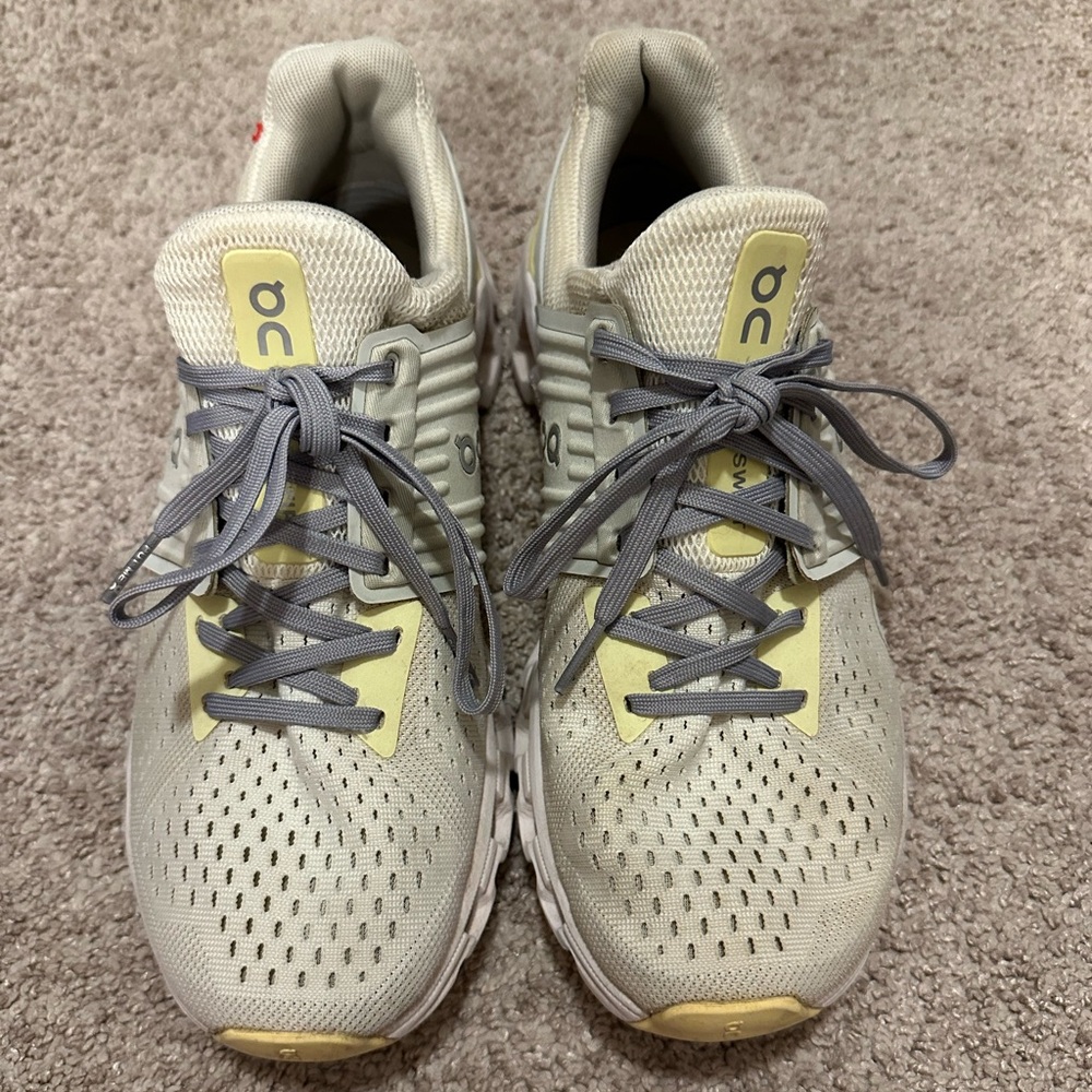 On cloudswift sneaker women